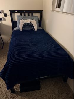 Twin bed and mattress