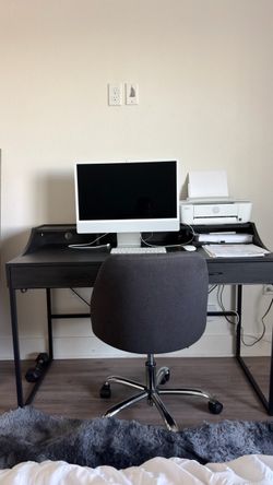 Desk With Chair
