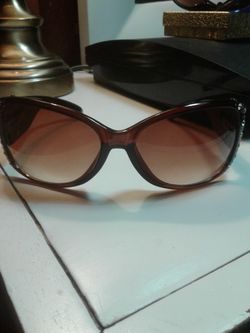 Ladies sunglasses