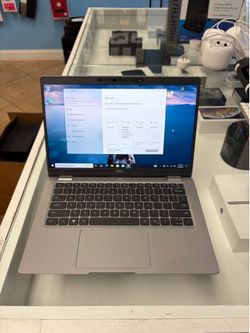 Dell Laptop i7 16GB Ram 550SDD Flawless Condition