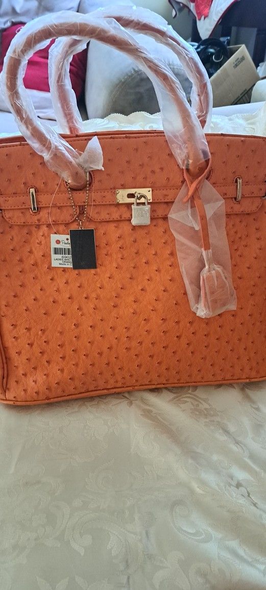 Home Interior. Bolsas Nuevas 