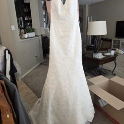 Oleg Cassini Wedding Dress, Size 0