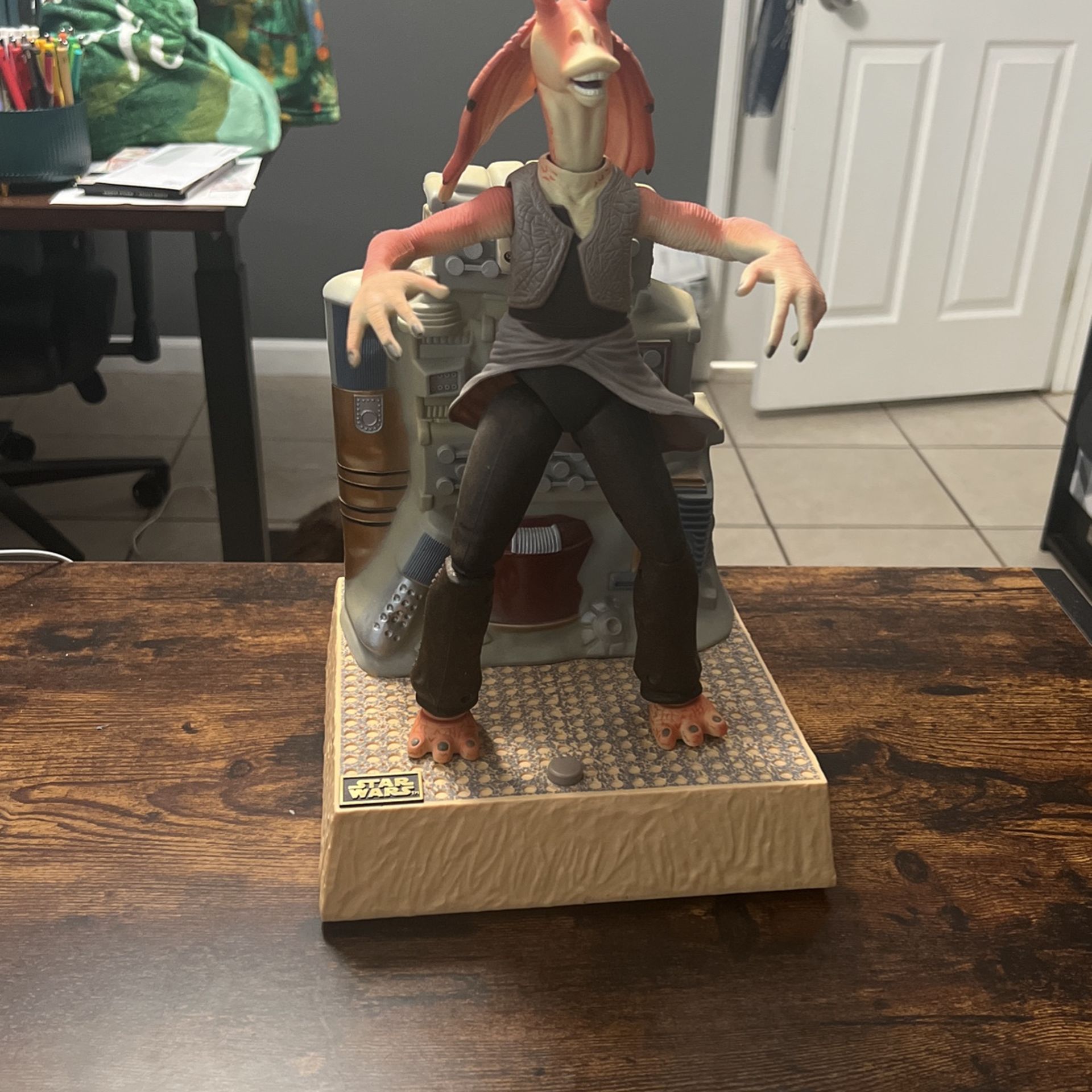 Star Wars Episode 1 Dancing Jar Jar