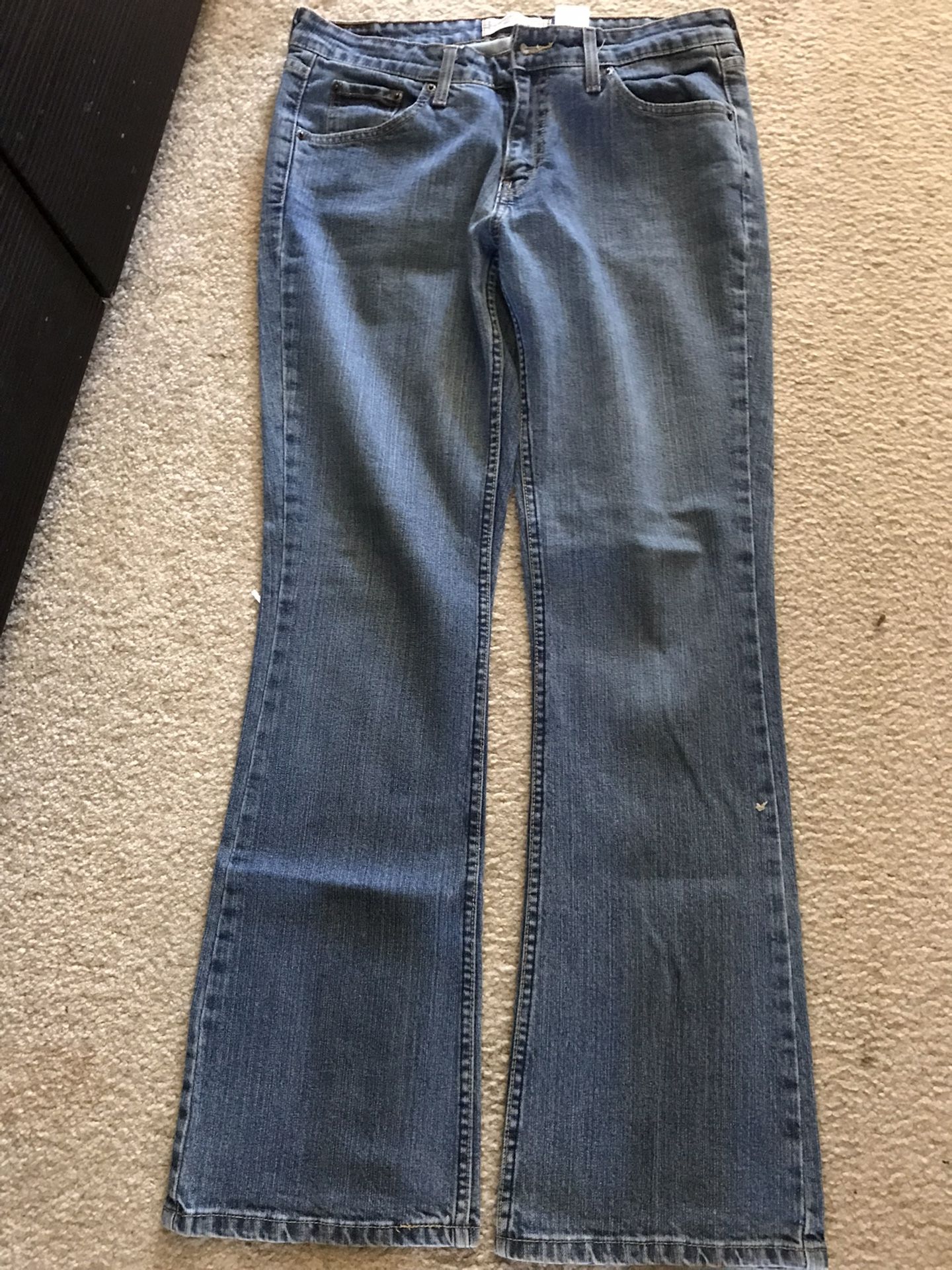 Levi’s Strauss Low Rise Bootcut Jeans Sz 10