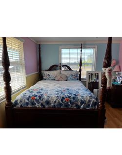 Bed frame, dress, mirror