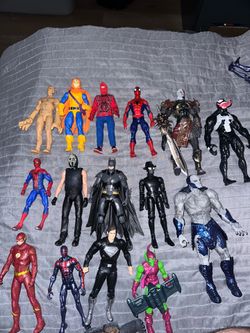 Action figures (NOT FREE)