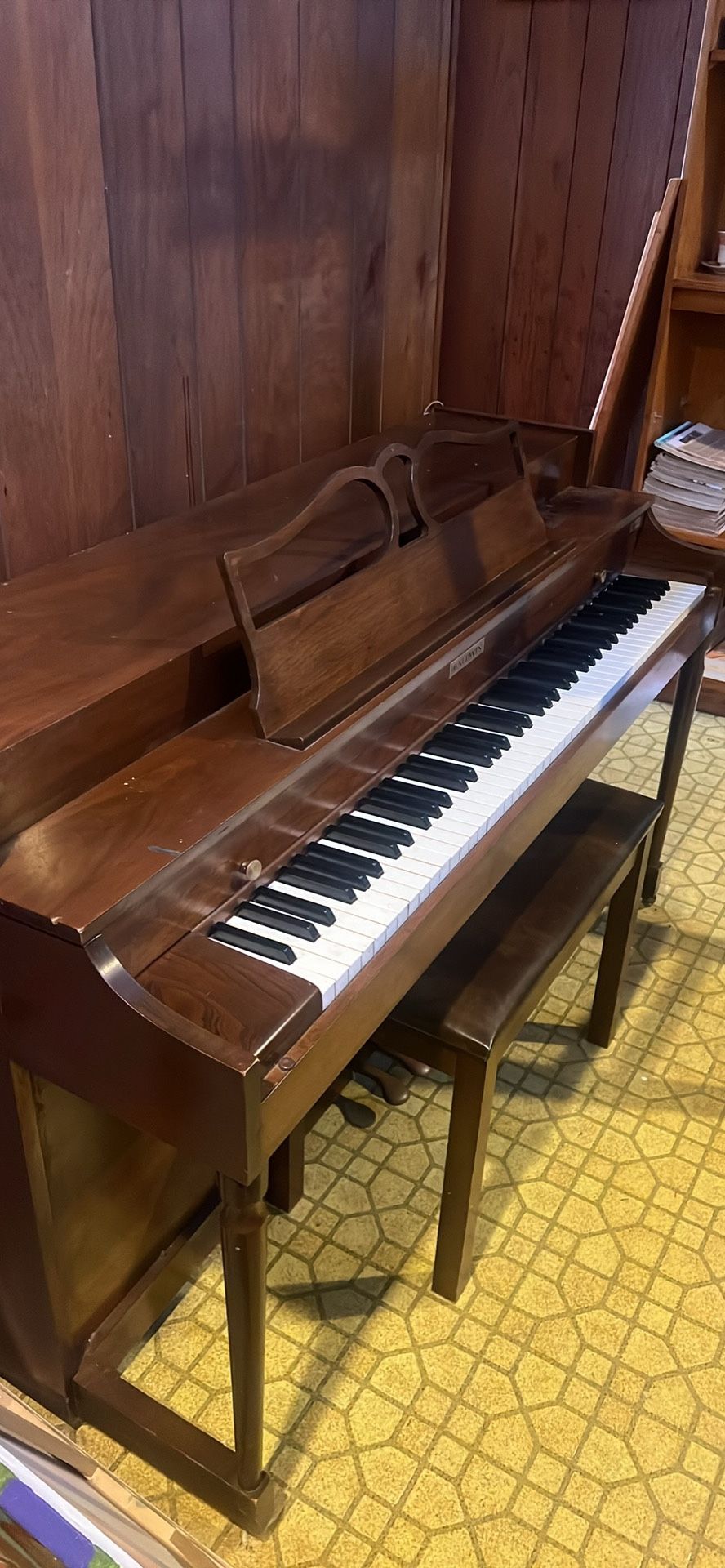 Baldwin piano W/ Seat