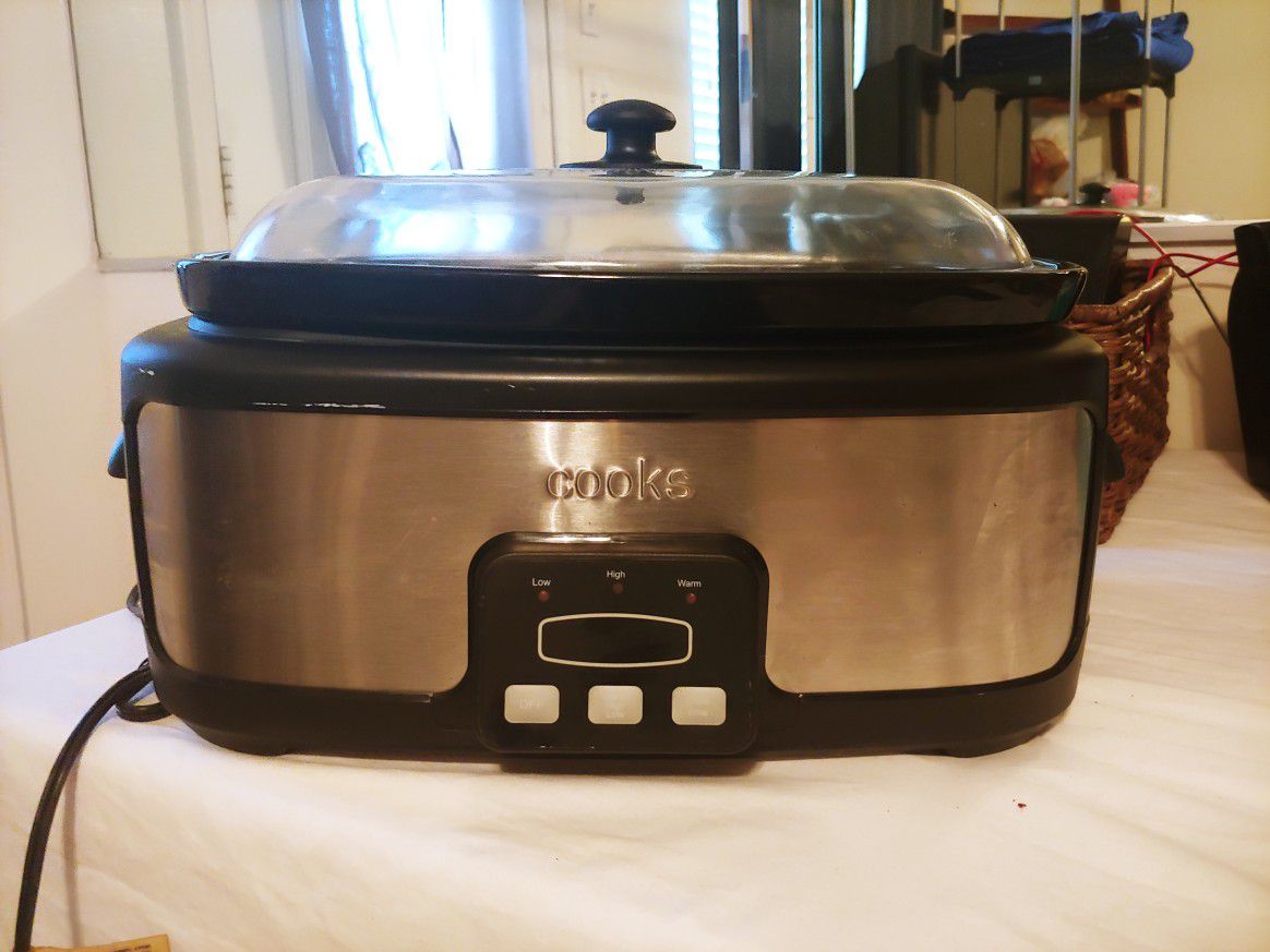BRAND NEW AICOOK Slow Cooker Air Fryer Combo, 12 in 1 Multifunctional  Cooker, 6.5 Qt Programmable Slow Cooker for Sale in Downey, CA - OfferUp
