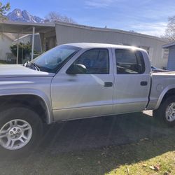 2004 Dodge Dakota