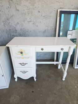 Cute Children desk & filing cabinet