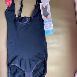 Assets by Spanx Women's Remarkable Results Open Bust Brief Bodysuit Black Small