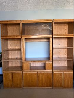 Solid Oak 3-Piece Entertainment Center / Wall Unit
