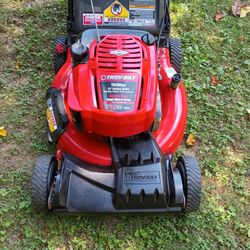 21" Self Propelled Mower 