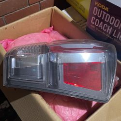 Authentic Oem Toyota Tacoma2021 Taillights Mint Condition