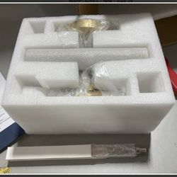 Gold Brass Hardwired Picture Light