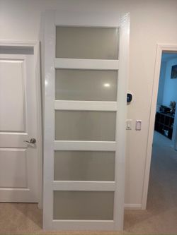 Glass sliding door