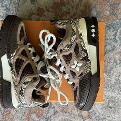 Lv Snake Skate Sneakers 