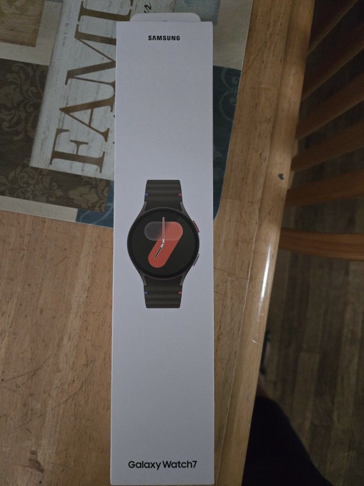 Unopened Samsung Galaxy Watch 7