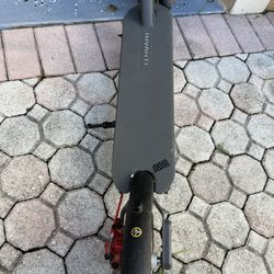 Electric scooter