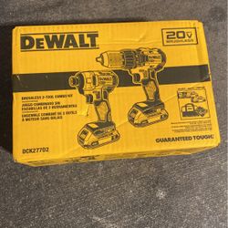 Dewalt Drill S Set. Model DCK277D2