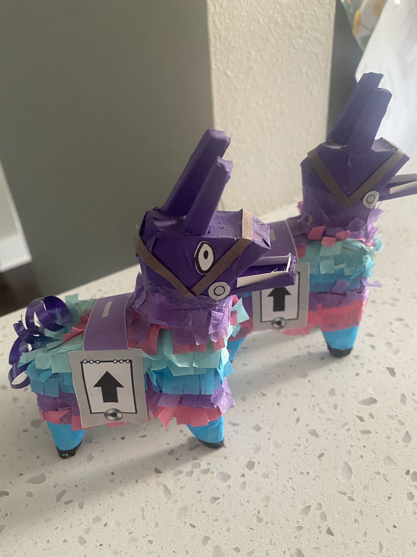 Fortnite Mini Piñatas