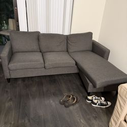 Couch Grey 