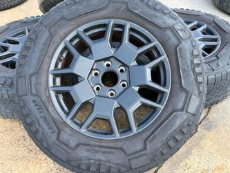 (4) OEM 2025 Tesla Cybertruck Wheels Goodyear All Terrain Tires SENSORS 65% LIFE LT285/65R20