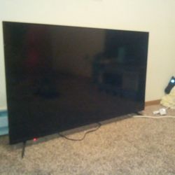 50" Led Insignia Tv