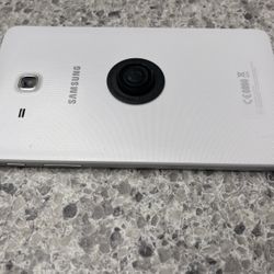 Samsung Tablet White Color