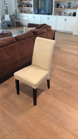 Set of 6 dining room chairs