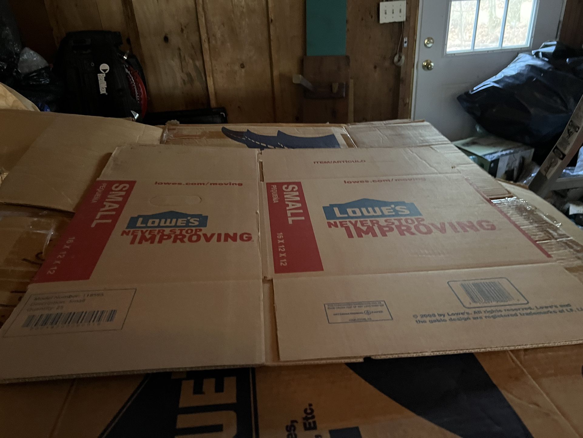 Moving Materials – Moving Boxes/Packing Materials/Bubble Wrap