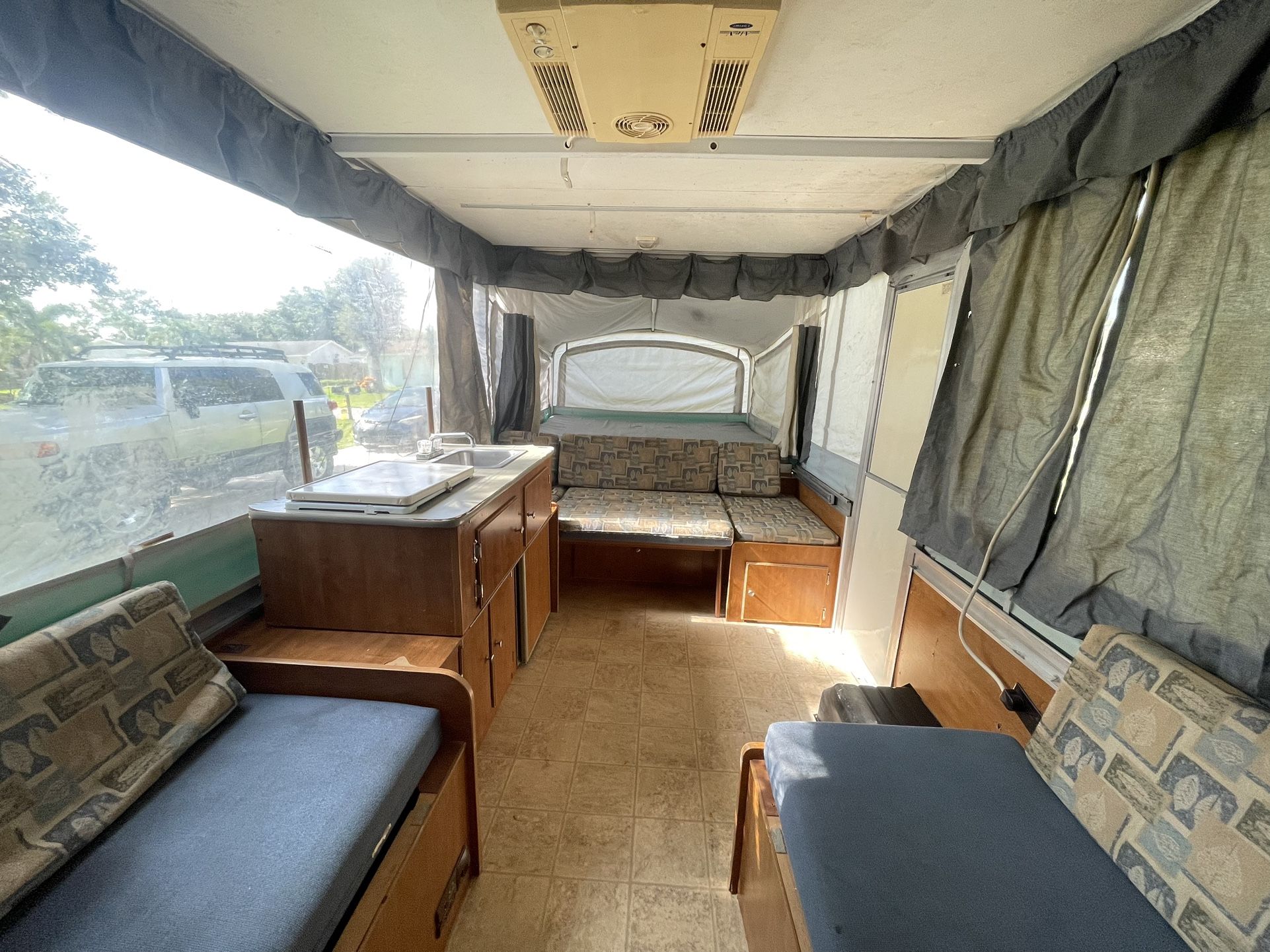 2006 Fleetwood Pop Up Camper for Sale in Lake Worth, FL OfferUp