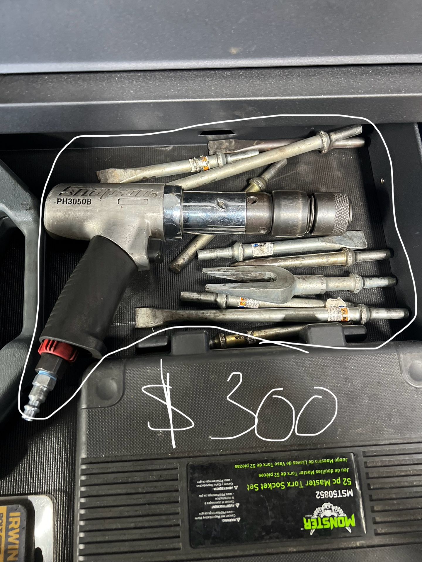 Snap On Air Hammer with Bits