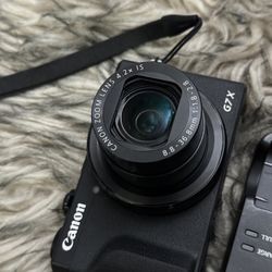 Canon PowerShot G7 X Mark III Digital Camera & Memory Car