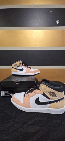 Air Jordan Mid SE