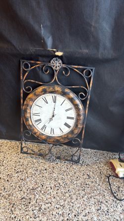 Wall clock