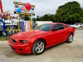 2014 FORD MUSTANG only 34kmiles