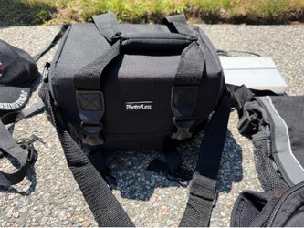 Photo4Less DSLR Camera bag for Canon Nikon Lens with movable dividers $10