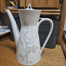 Classic Rose Pattern Rosenthal Teapot Vintage Mint