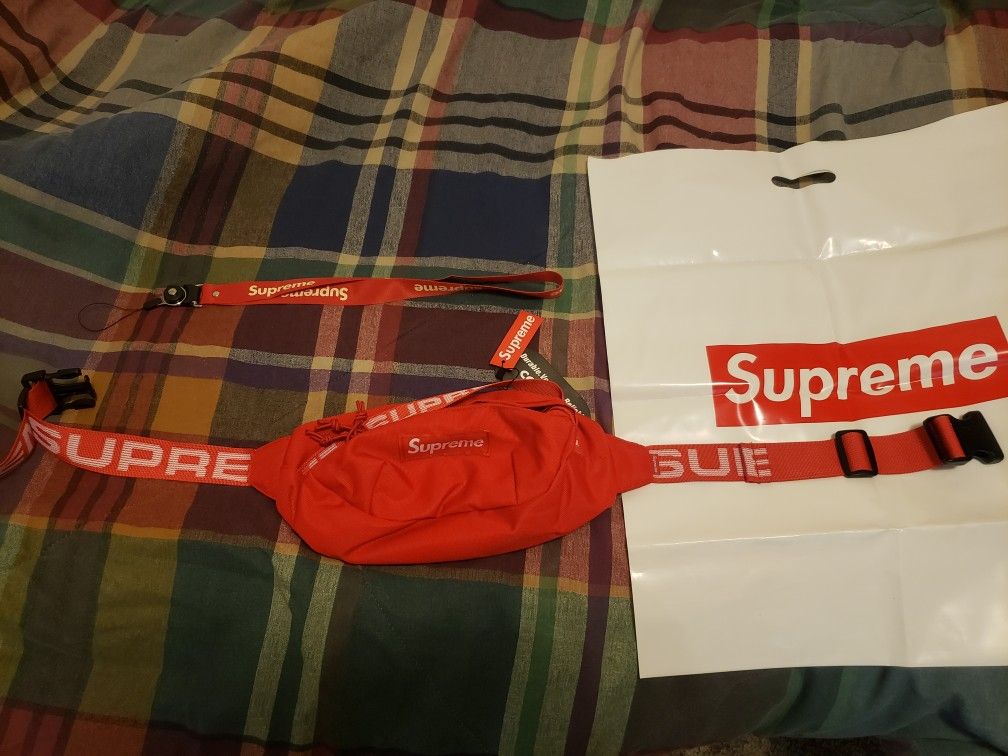 Supreme waist bag 2018 edition Red