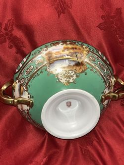 BEAUTIFUL HAND PAINTED LARGE BOWL