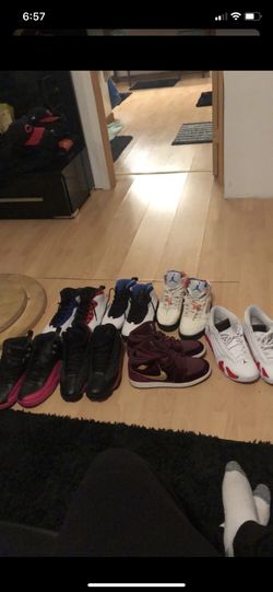 Sneakers