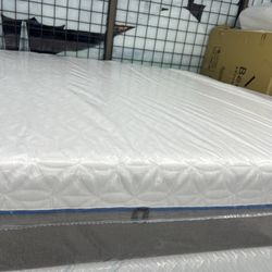 KING SIZE TEMPURPEDIC CLOUD SUPREME MATTRESS & BOX SPRINGS BED SET