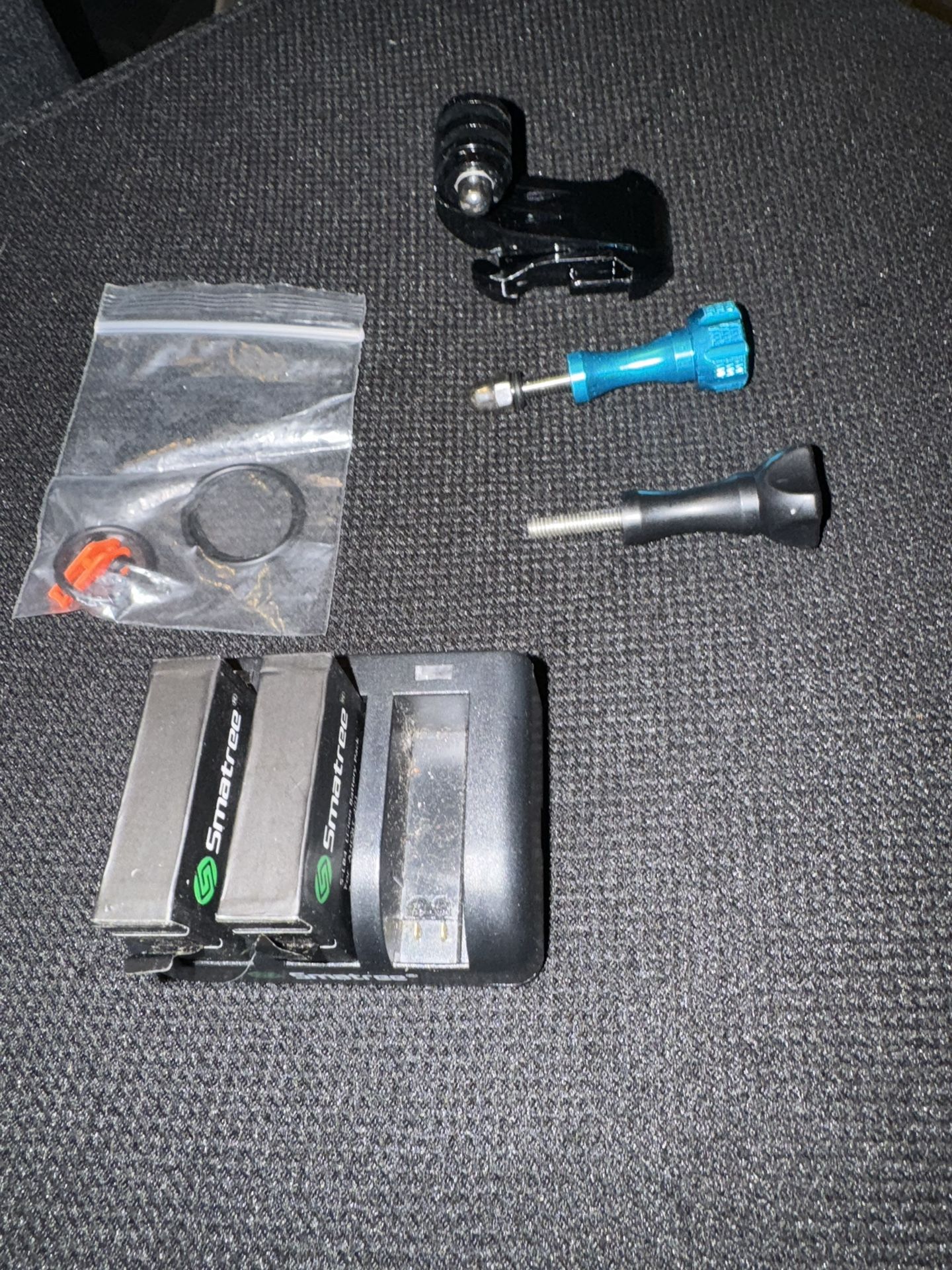 GoPro 4 Extra Batteries + Charger 