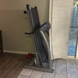 Incline Treadmill