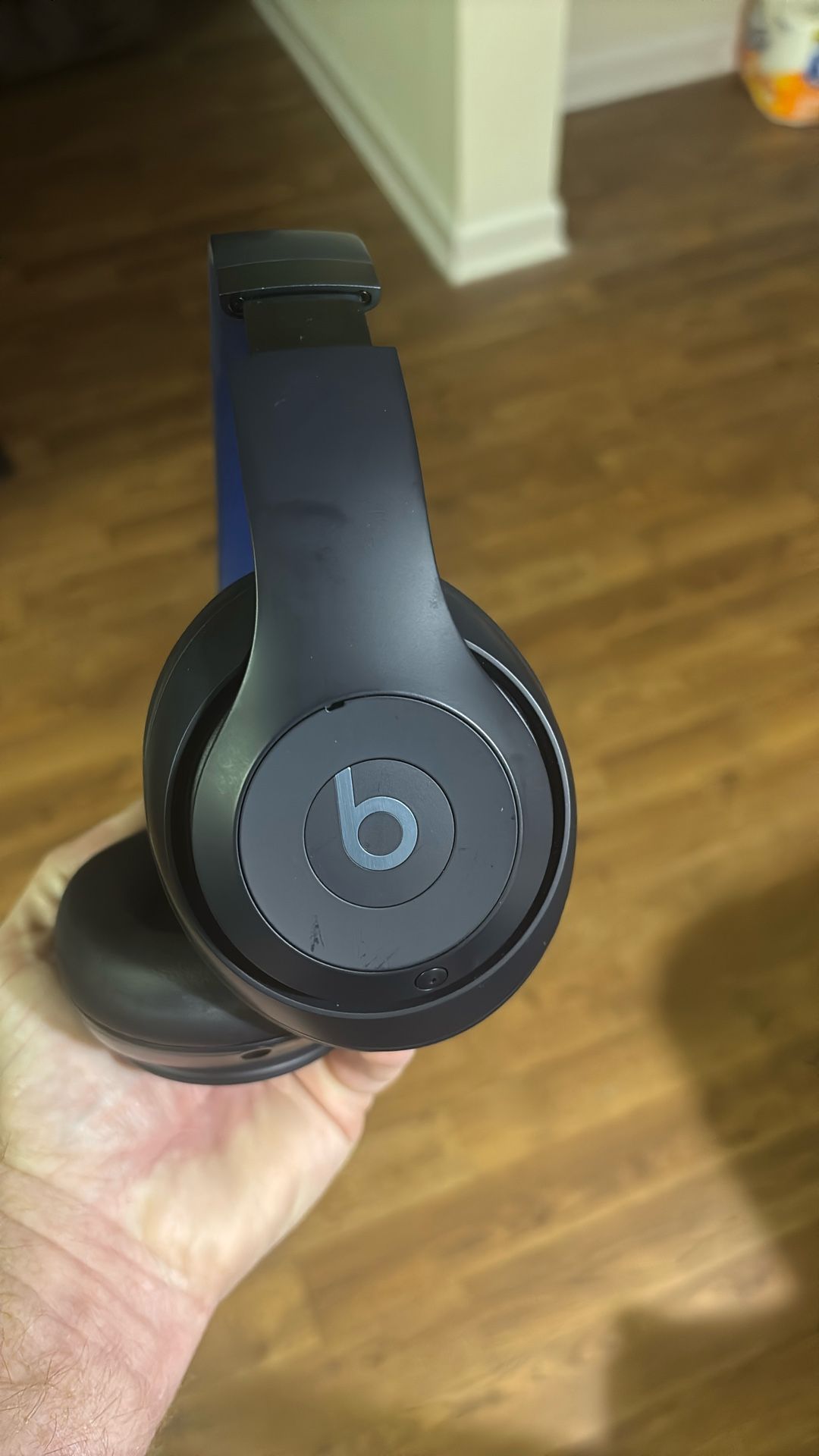 Studio Beats By Dre Barely Used 