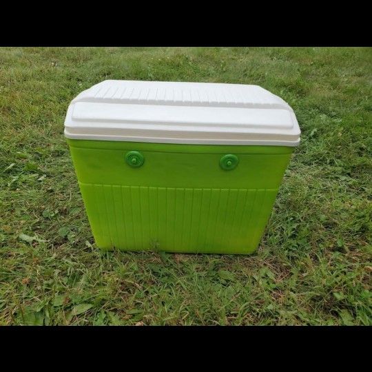 Medium Vintage Bright Green Lime Cooler - Vintage - Clean and Ready to Use