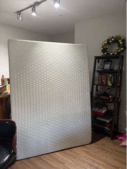$75 - Queen size mattress