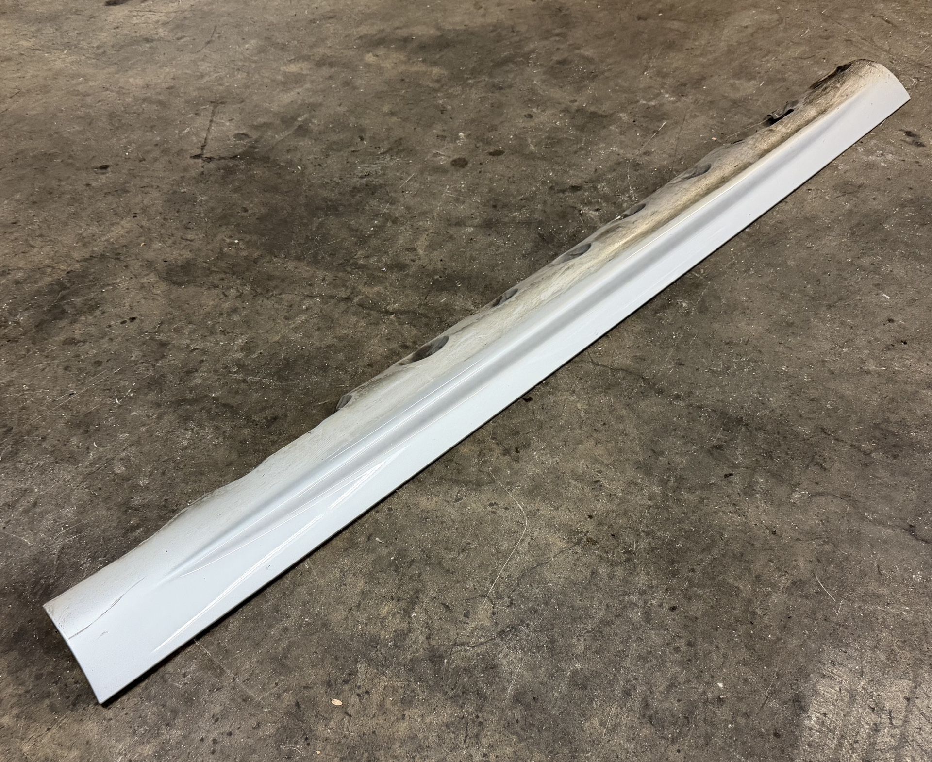 BMW 330ci 325ci Driver Side Skirt Titansilber