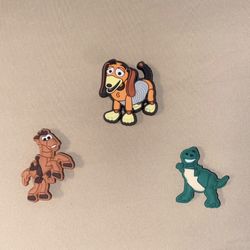 croc charms